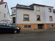 Einfamilien-Doppelhaushälfte mit Garten