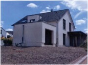 Einfamilienhaus mit Garage