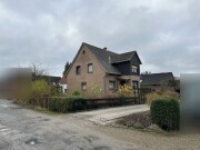 Einfamilienhaus mit Weganteil
