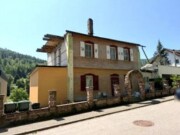 Wohnhaus mit Garage, nicht fertiggestellt