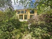 Moderne Architektenvilla in Hanglage – Design, Licht & Natur in Perf…
