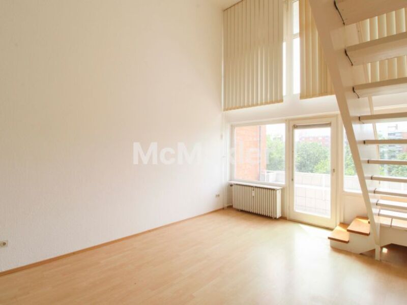 vernachlässigte Wohnung sucht neuen Besitzer und belohnt mit viel Pl…