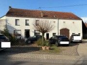 Wohnhaus mit Anbau, Scheunen-/Stallteil, überdachter Freifläche und …