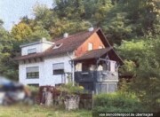 Einfamilienhaus mit Waldfläche