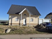 Einfamilienhaus mit Doppelgarage