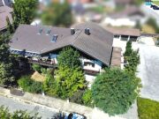 Zwei Wohnungen und eine Gewerbeeinheit m. separaten Eingängen und vi…