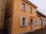 Einfamilienhaus mit Nebengebäude