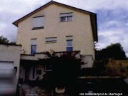 Einfamilienhaus mit Garage