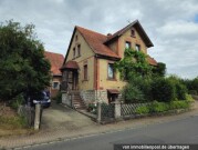 Einfamilienhaus mit Scheune und Landwirtschaftsfläche