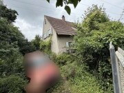 Einfamilienhaus mit Schuppen