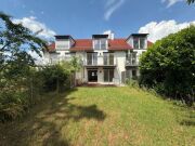 Frisch renoviertes Reihenmittelhaus mit schönem Garten & Terrasse in…
