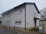 Zwangsversteigerung Doppelhaushälfte mit Garage