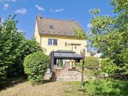 Eine seltene Chance:
Viel Platz mit tollem Garten!