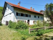 Baugrund in Wohngebiet mit Bauernhof/Stadel.