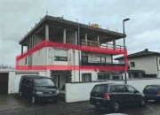 Wohnung mit Kellerräumen und Garage