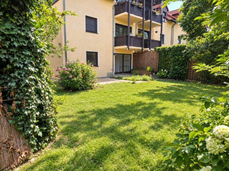 Machern: 5 Zimmer mit eigenem Garten & überdachter Terrasse. Großzüg…