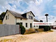 IMMOBERLIN.DE - Ein-/Zweifamilienhaus mit Nebengebäuden & Potenzial …
