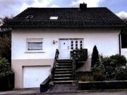 Wohnhaus mit Garage und Gartengrundstück