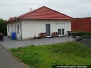 Einfamilienhaus mit Terrasse und Garten