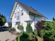 Modern, jung, besonders gemütlich und mit Kamin + Terrasse