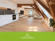 Besondere 3-Zimmer-Dachgeschoss-Wohnung über 2 Etagen mit Einbauküch…