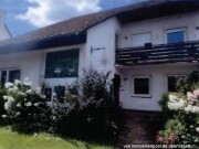 Zweifamilienhaus mit Doppelgarage