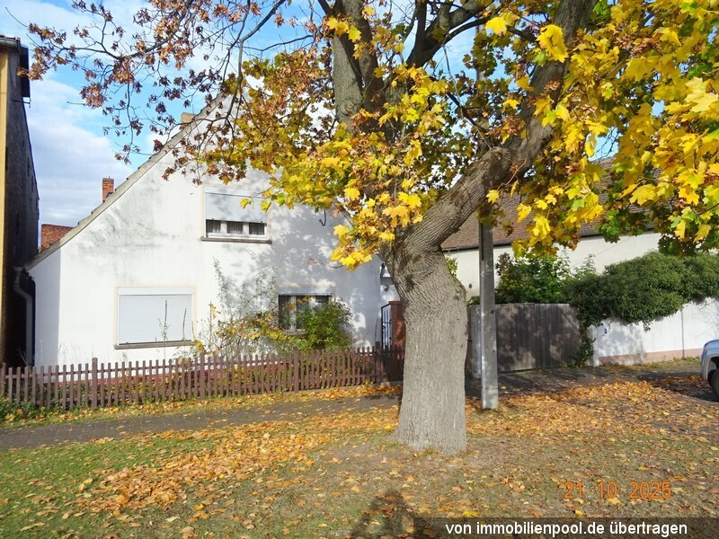 13_K_23_25-WB-BV_4-Foto-suedliche_Ansicht_EFH