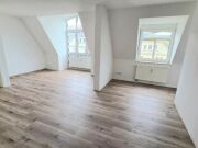 Geräumige 3-R. DG- Whg. mit riesigem Oberboden bei Klinikum