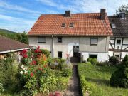 Einfamilienhaus mit viel Platz und Potenzial sowie Nebengebäuden in …