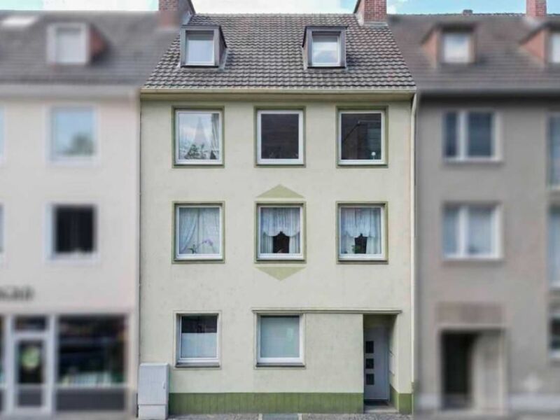 ​​Mehrfamilienhaus in bester Lage: Attraktive Kombination aus Eigenh…