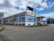 Büro- und Lagergebäude mit Werkstattgebäude