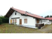 Wohnhaus mit Nebenräumen und Garage/Lagerhalle