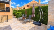 Villa mit 3 Schlafzimmern und 2 Bädern in erster Linie am Golfplatz …