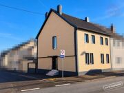 Modernisiertes Reiheneckhaus in Völklingen – 150 m², 5 Zimmer, Terra…