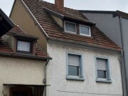 Einfamilienhaus mit Anbau