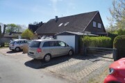 Einfamilienhaus mit Garage