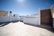 Schönes Haus mit Meerblick und guter Lage mit Pool